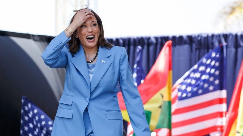 Biden verzichtet auf Kandidatur und schlägt Harris vor | Bild: dpa-Bildfunk/Misper Apawu Biden verzichtet auf Kandidatur und schlägt Harris vor