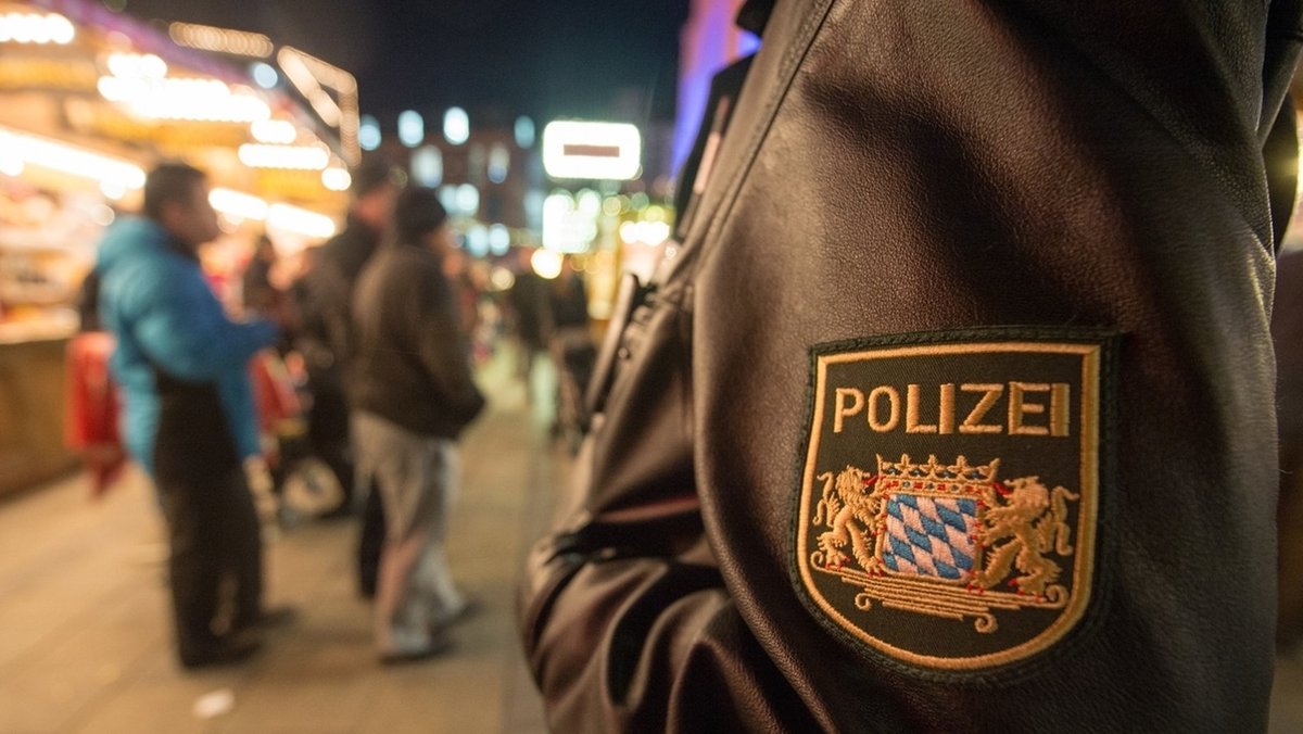 Sicherheit für Christkindlmärkte in Bayern: Viel Polizeipräsenz