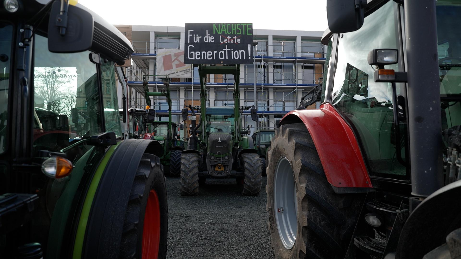 "Es Reicht": Landwirte Und Spediteure Protestieren In Bayern | BR24