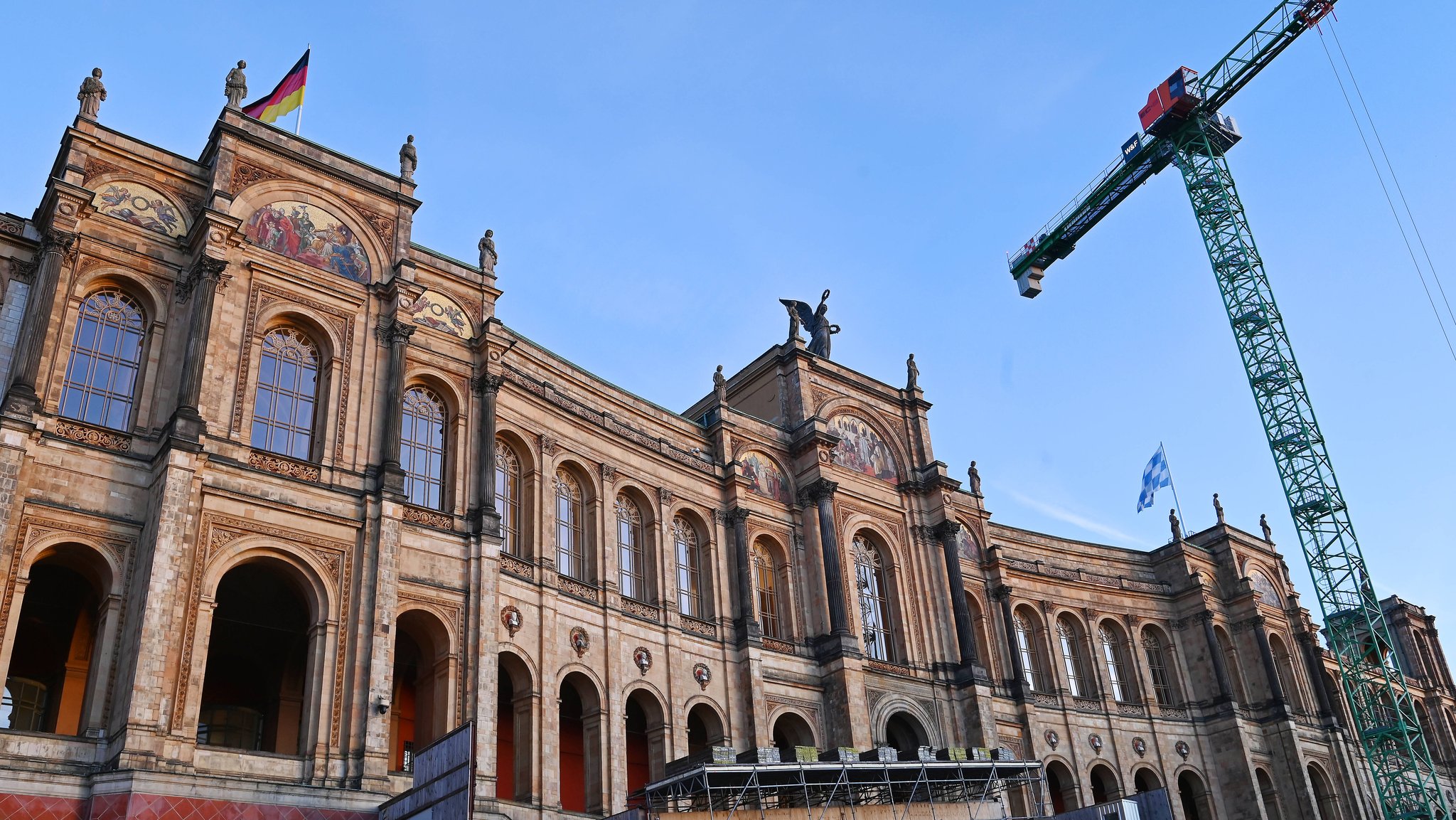 "Trostpflaster": Bayern wird bei Länderfinanzausgleich entlastet | Bild: picture alliance / SZ Photo | Robert Haas "Trostpflaster": Bayern wird bei Länderfinanzausgleich entlastet