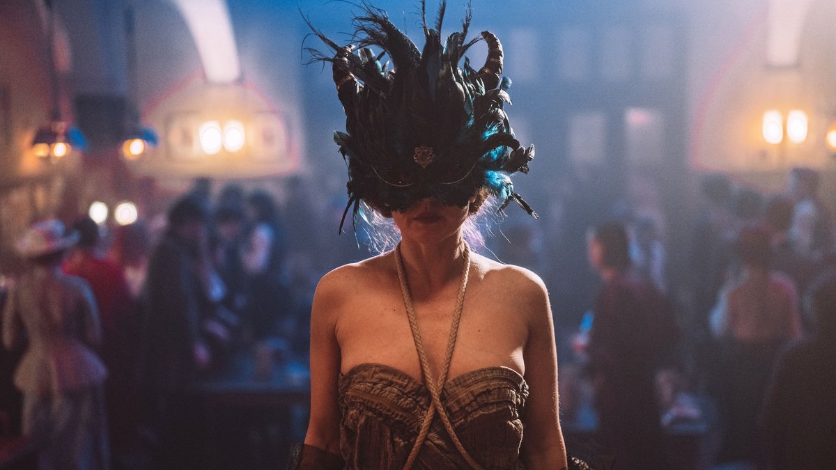 Brigitte Hobmeier kostümiert als Hauptcharakter Colina Kandl | Bild: Oktoberfest_1905_BR_ARD Degeto Film GmbH_MDR_Zeitsprung Pictures GmbH_Stephan Pick Brigitte Hobmeier kostümiert als Hauptcharakter Colina Kandl