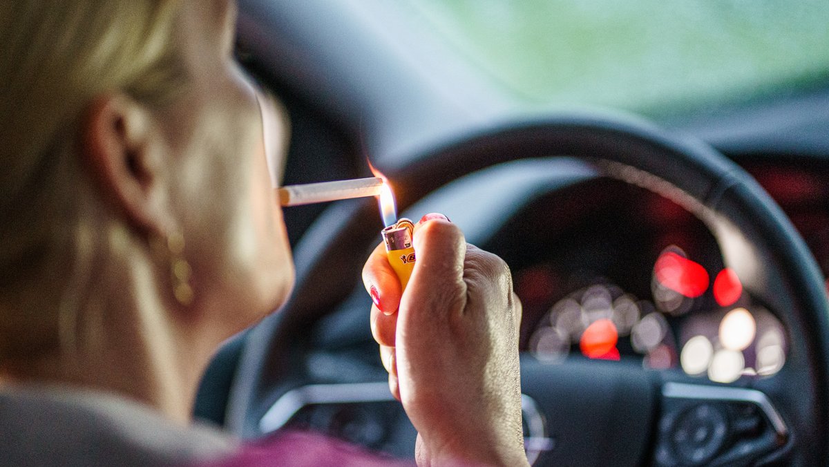 Lauterbach plant Rauchverbot im Auto: Kritik und Zustimmung