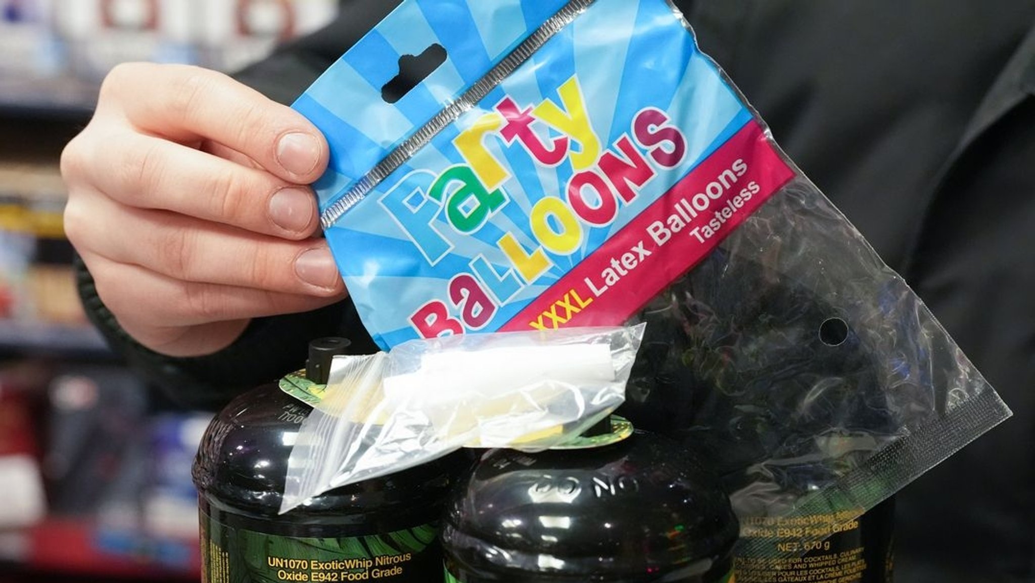 Kabinett bringt Verbot von Lachgas und K.-o.-Tropfen auf den Weg