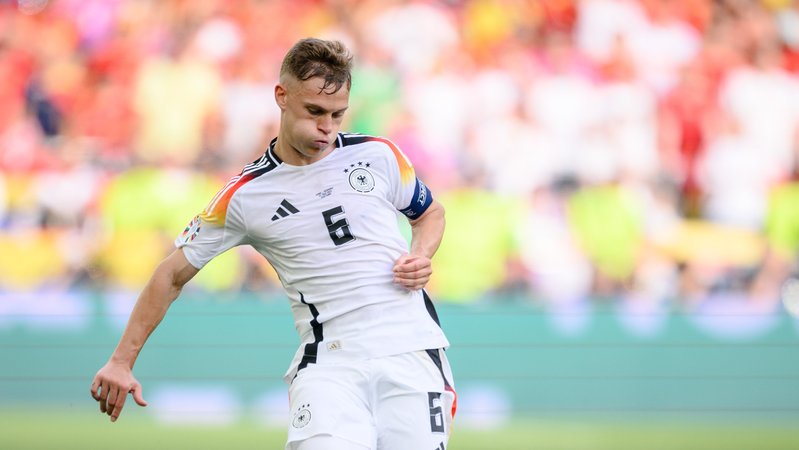 Joshua Kimmich im EM-Viertelfinale gegen Spanien | Bild: picture alliance / GES/Marvin Ibo Güngör Joshua Kimmich im EM-Viertelfinale gegen Spanien