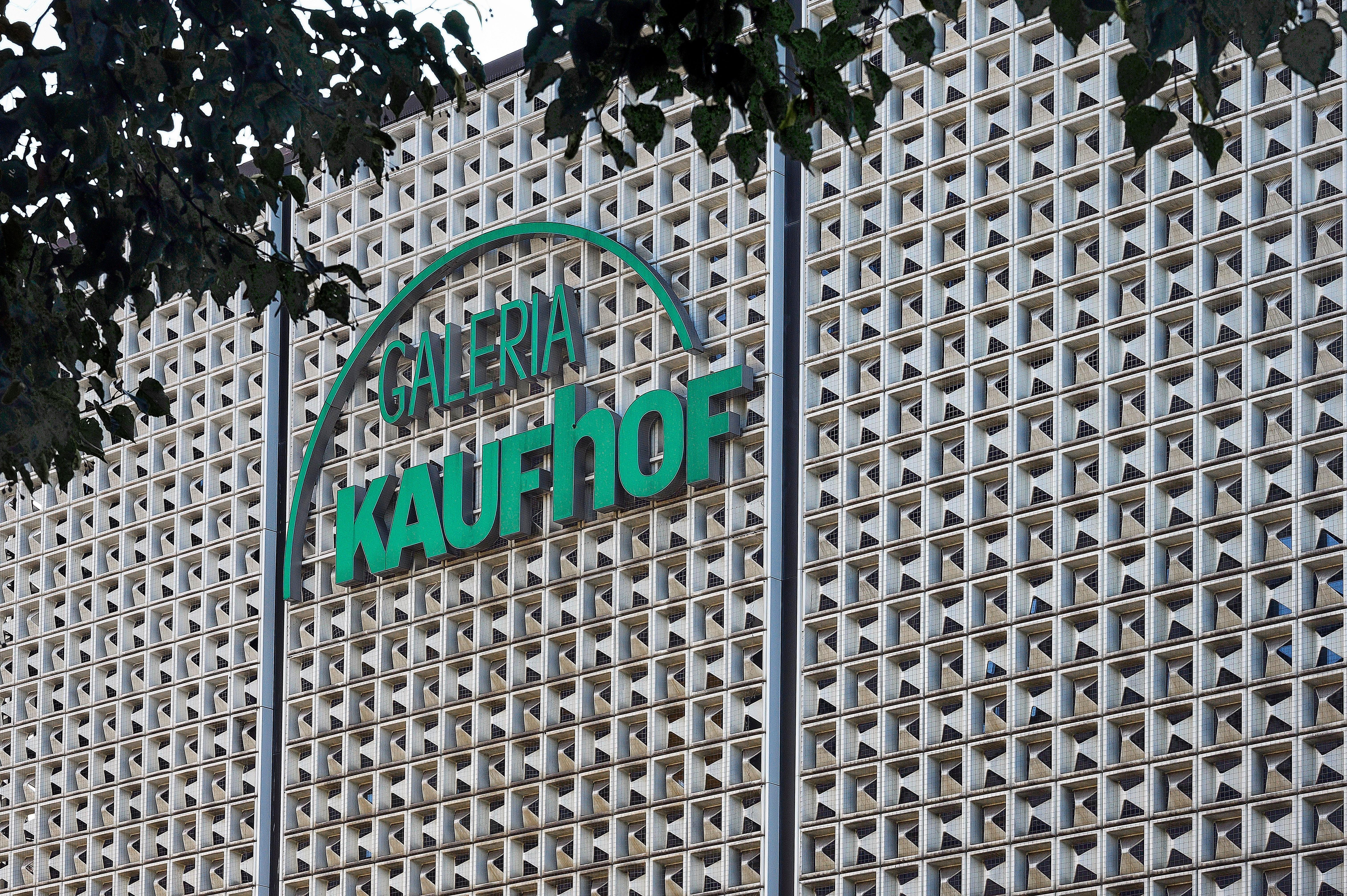 Schriftzug "Galeria Kaufhof" an einem Gebäude (Archivbild)