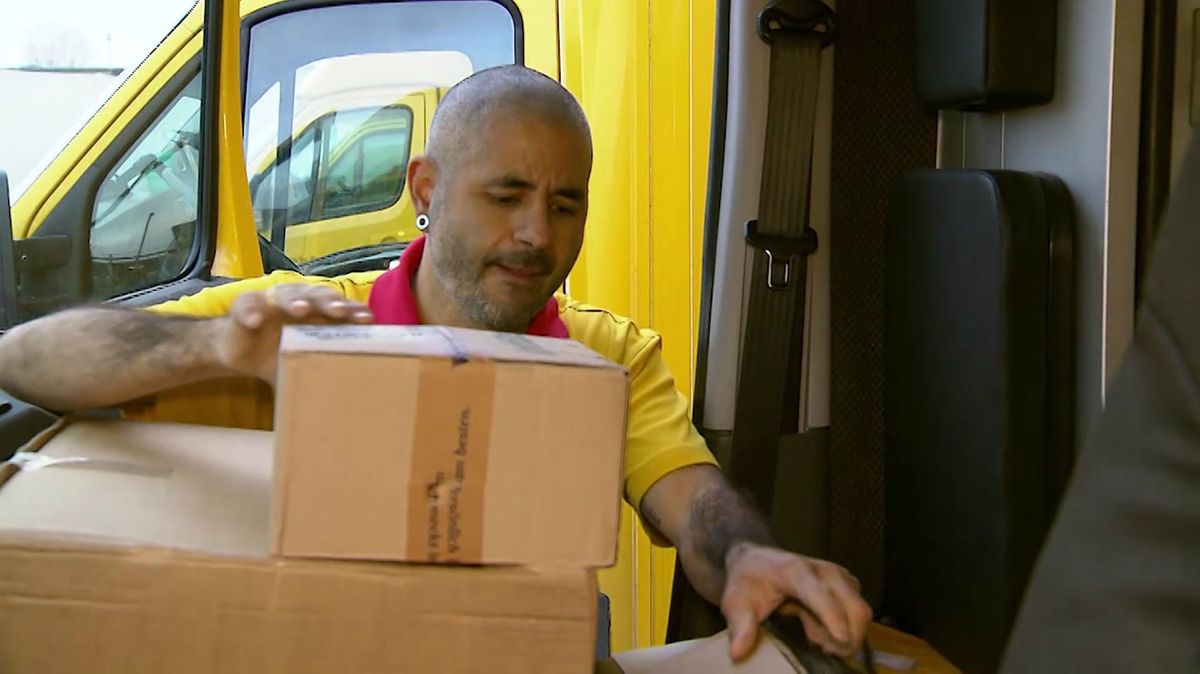 Alle Kaufen Online Nurnberger Paketzusteller Im Dauerstress Br24