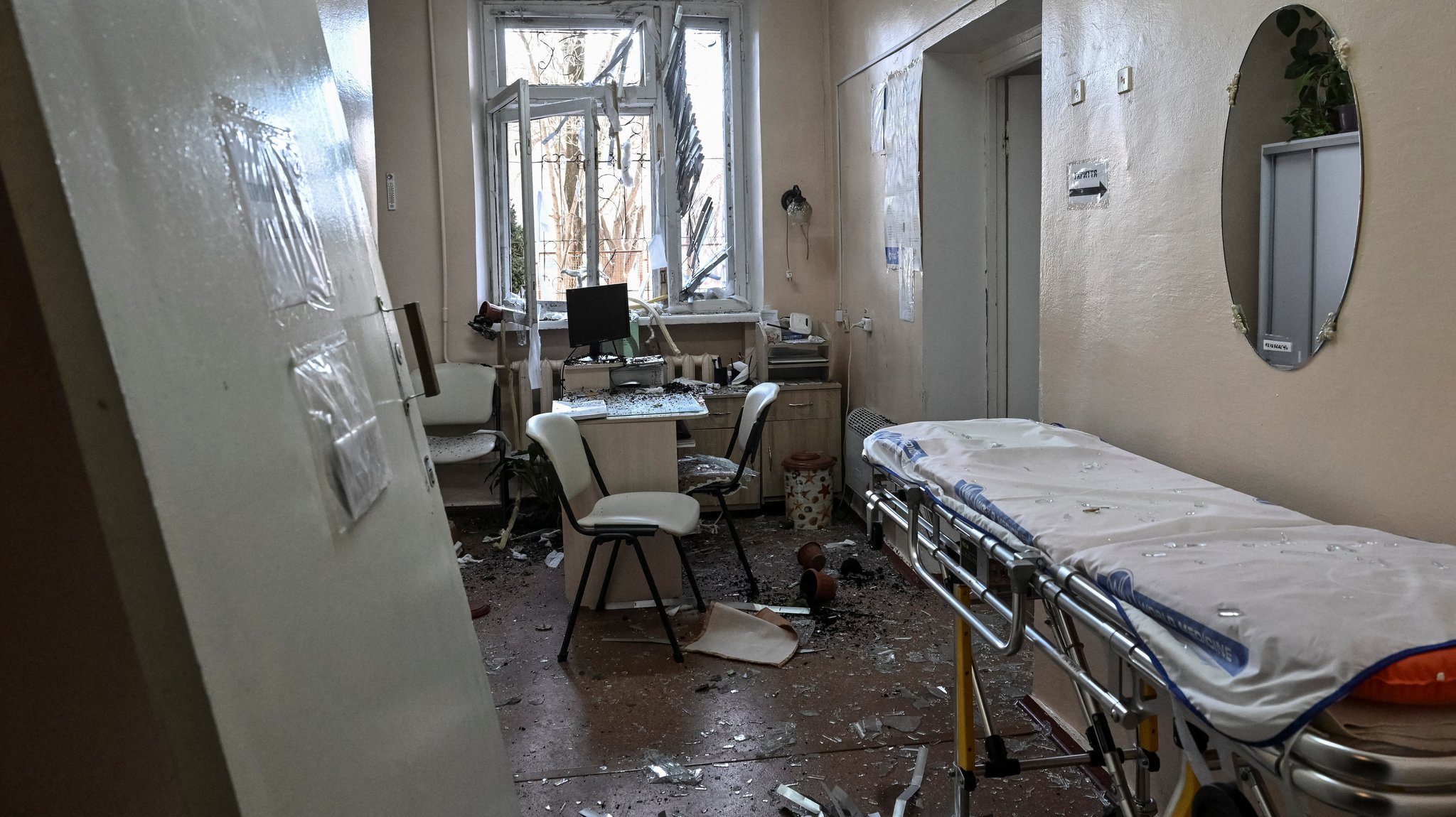 Ambulanz in Saporischschja nach Drohnen-Angriff | Bild: Reuters Ambulanz in Saporischschja nach Drohnen-Angriff