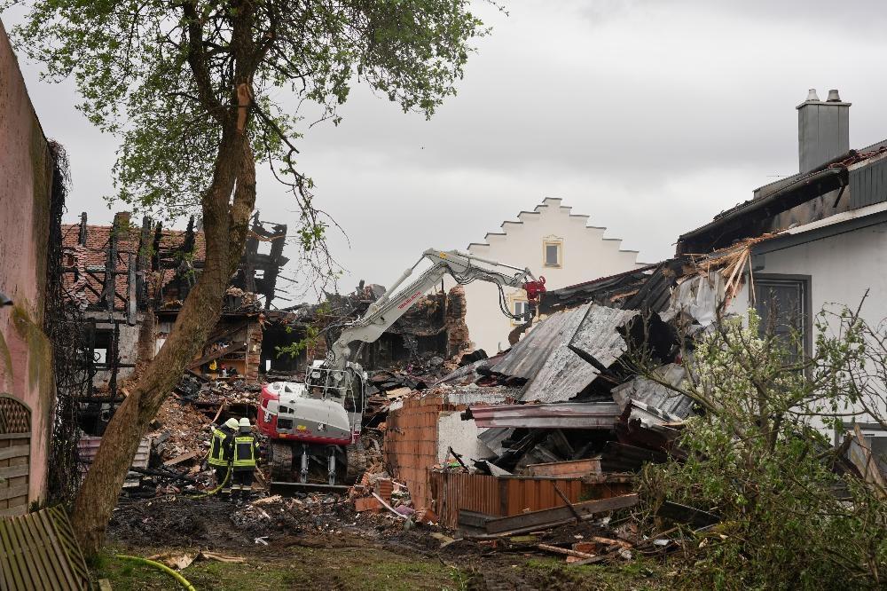 Brandruinen nach dem Feuer am Ostermontag in Hofkirchen