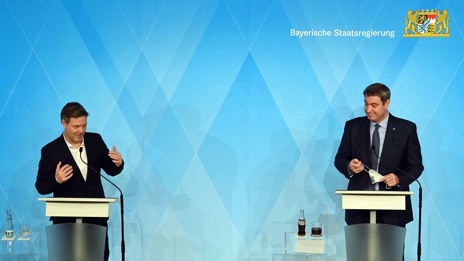 Image accompanying Markus Söder sagte, Bayern sei bei allen erneuerbaren Energien “überall mit vorne dran” - “bis in der Tat auf den Wind, da liegen wir auf Platz acht”.