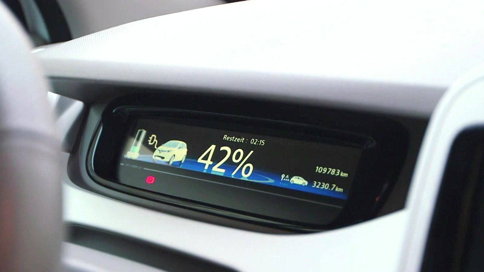 E-Autos: Wie lange hält die Batterie im Winterstau?