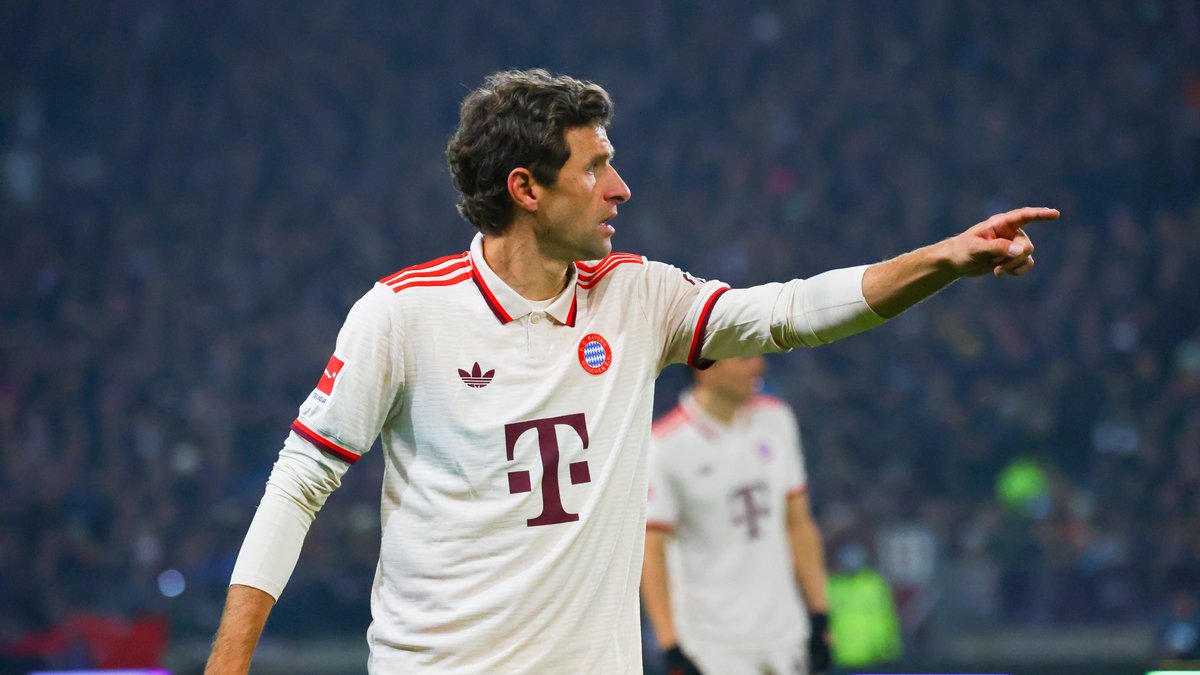 Thomas Müller zu seiner FC-Bayern-Zukunft: "Schau mer mal"