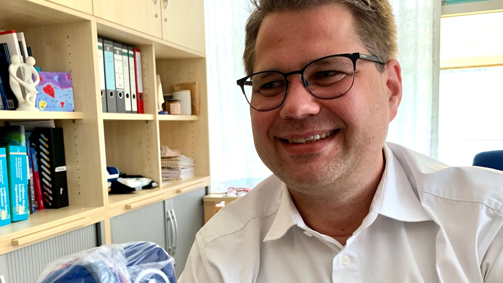 Prof. Dr. Matthias Keller plädiert im BR-Interview dafür, Schulen und Kindergärten wieder zu öffnen.