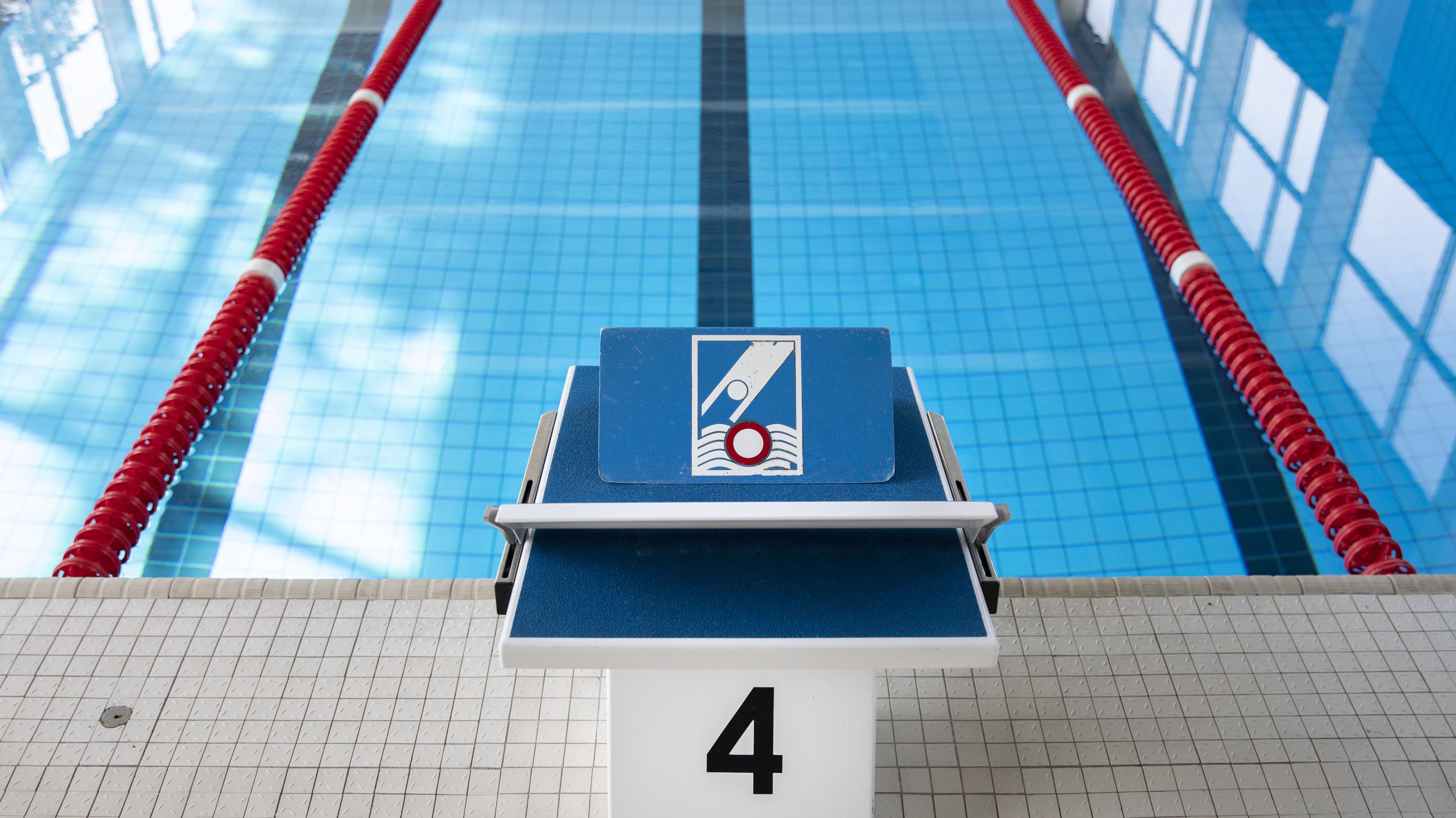 Thermen Saunen Hallenbader Welche Regeln Jetzt Gelten Br24