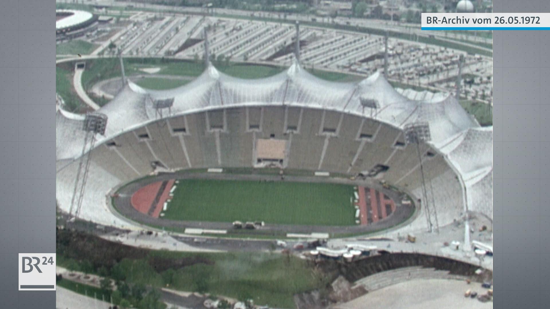 Luftaufnahme des Olympiastadions 1972 mit dem Zeltdach