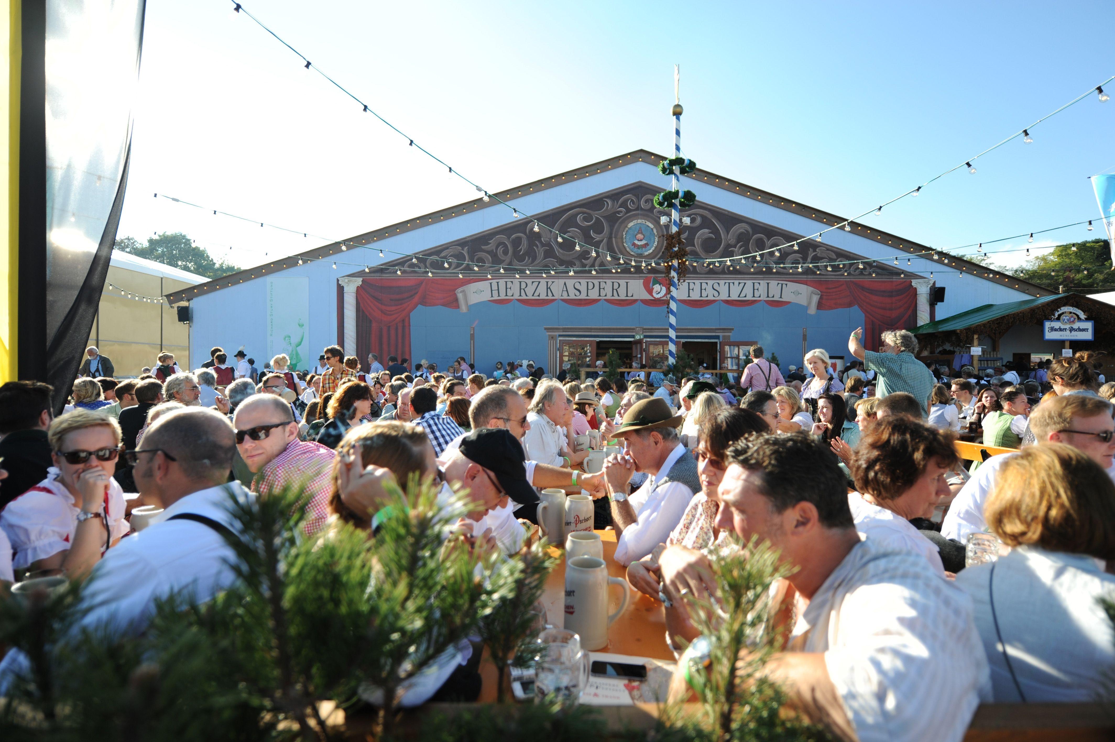 Das Herzkasperl-Festzelt auf der Oidn Wiesn (Archivbild)