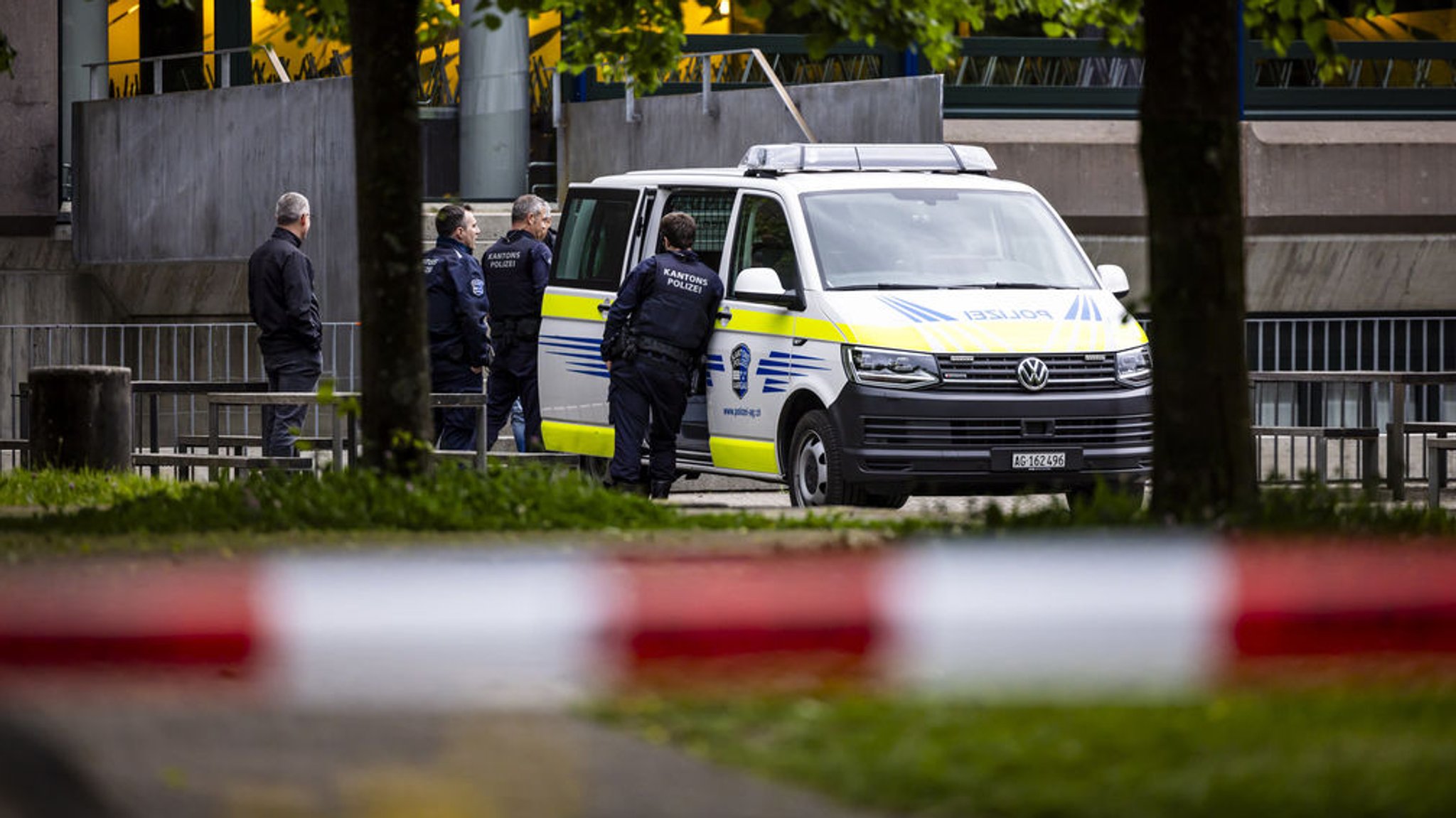 Passanten in Zofingen attackiert: Großeinsatz der Schweizer Polizei