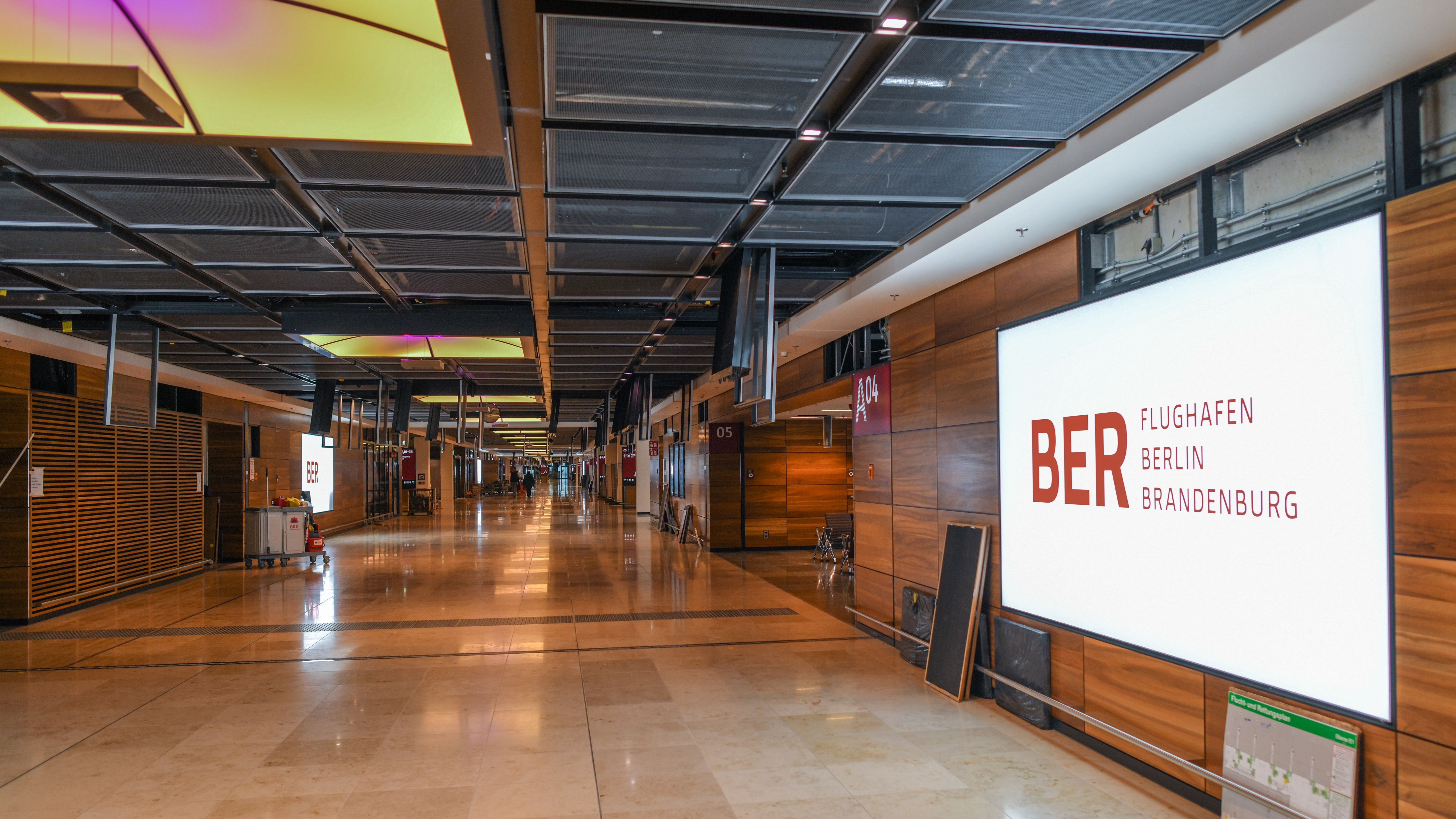Ber Flughafen Inbetriebnahme Nie So Sicher Wie Heute Br24