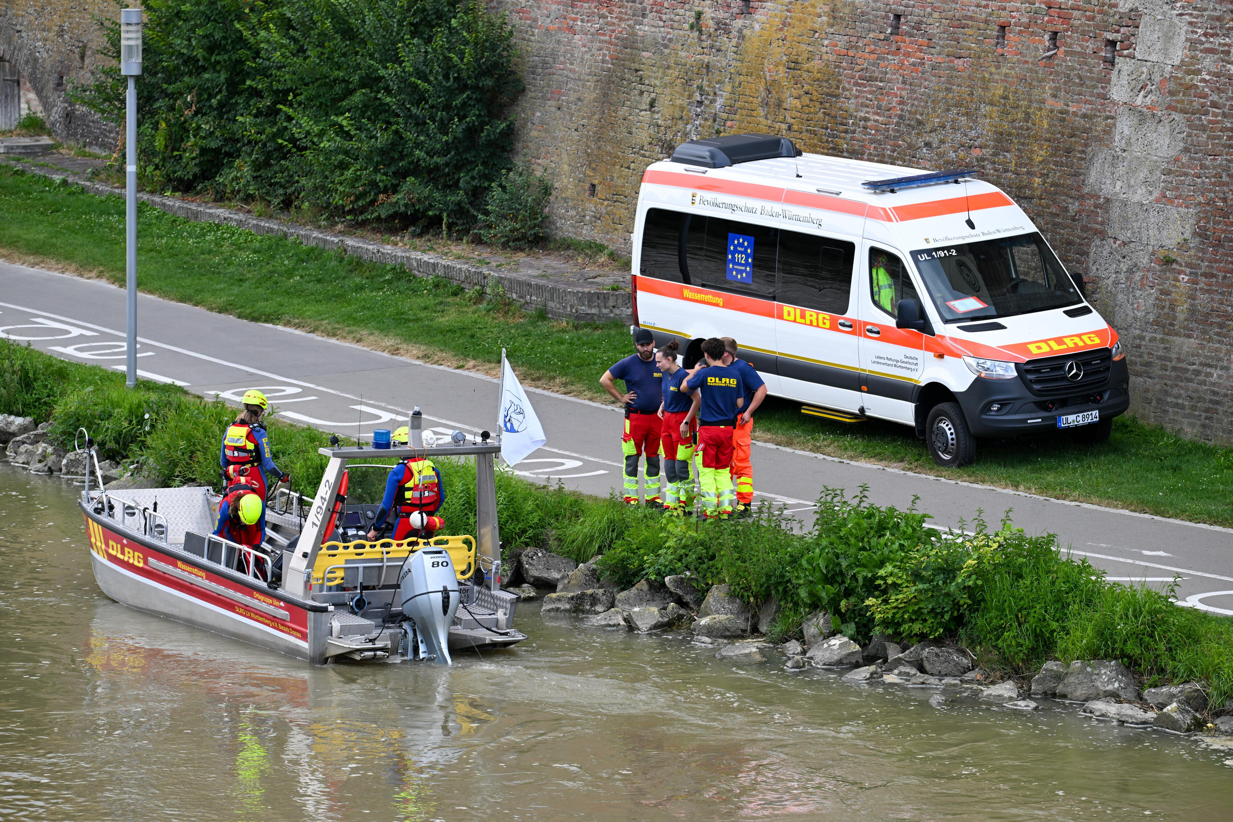 Rettungsaktion an der Donau bei Neu-Ulm (Archivbild)