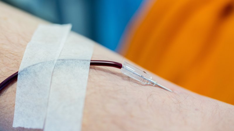 Symbolbild: Blutspende | Bild: dpa | Rolf Vennenbernd Symbolbild: Blutspende