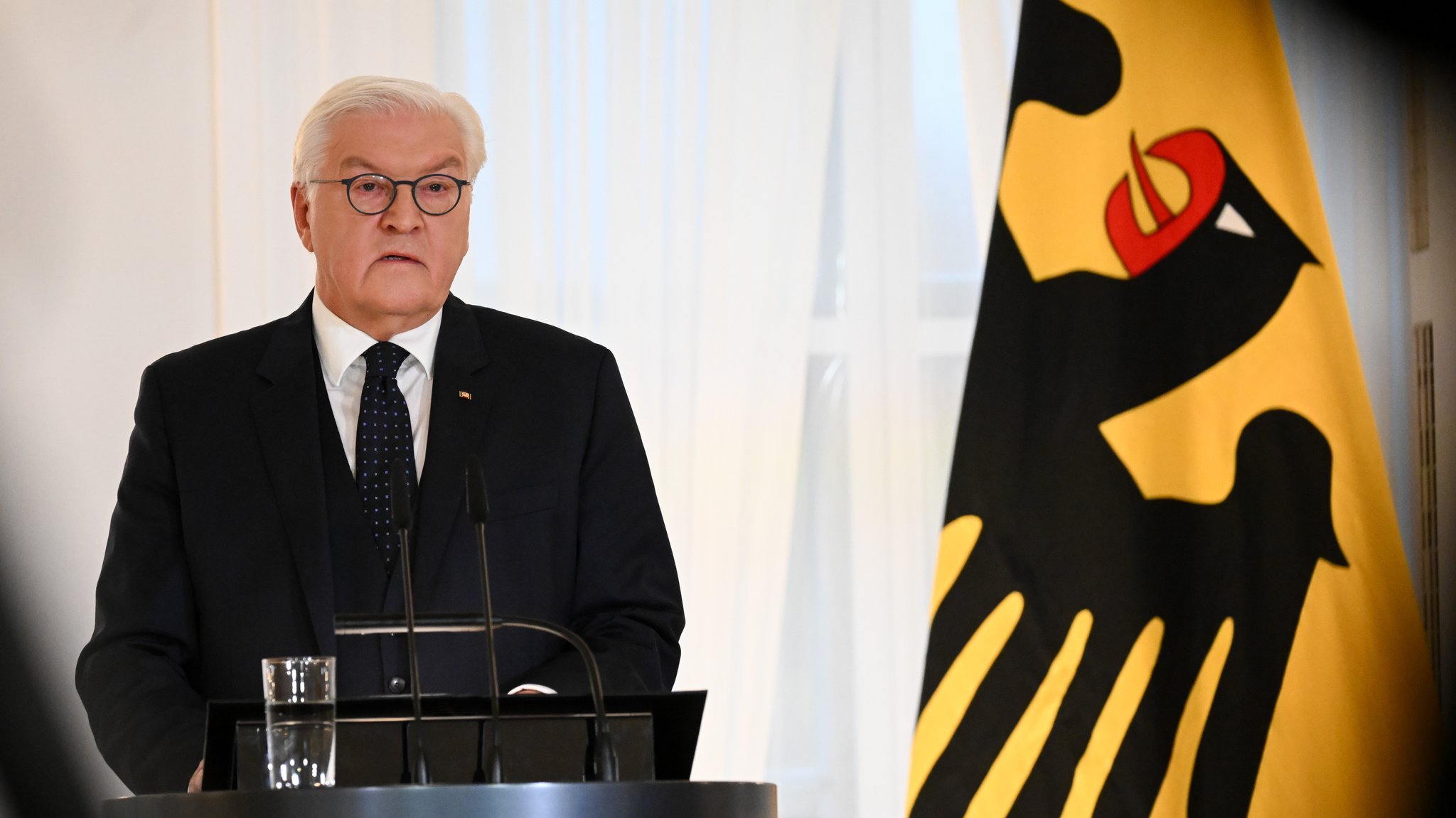 Berlin, 07.11.24: Bundespräsident Frank-Walter Steinmeier spricht im Schloss Bellevue zum Ende der Ampel-Koalition.