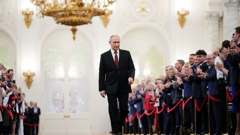 Putin für fünfte Amtszeit vereidigt.
