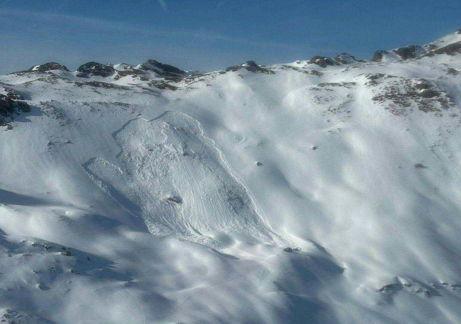 Lawinenabgang auf der "Schmugglerscharte" in Bad Hofgastein in Österreich.