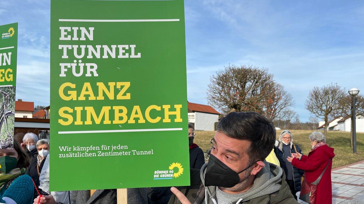 Befürworter der vollständigen Untertunnelung in Simbach