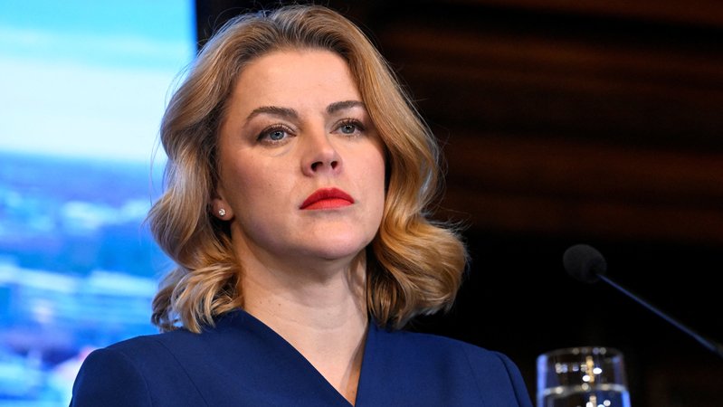 Lettlands Ministerpräsidentin Evika Silina | Bild: REUTERS/Heikki Saukkomaa Lettlands Ministerpräsidentin Evika Silina