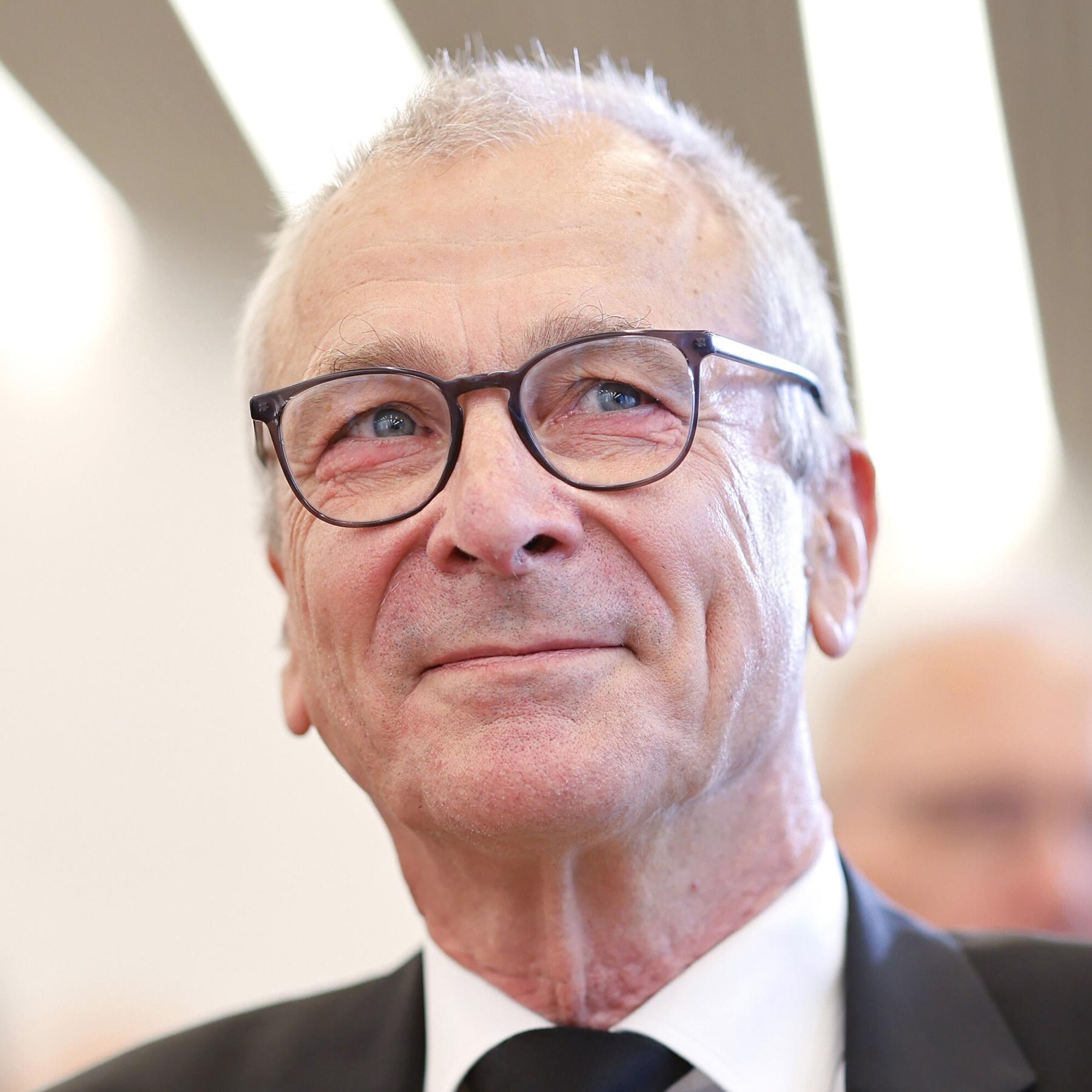 Volker Beck fordert von Merz? mehr Einsatz für queere Menschen episode artwork
