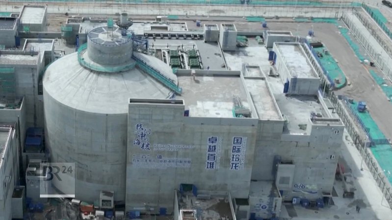 Bayern - Söder für Mini-Atomkraftwerke | Bild: Bayerischer Rundfunk 2026 Bayern - Söder für Mini-Atomkraftwerke