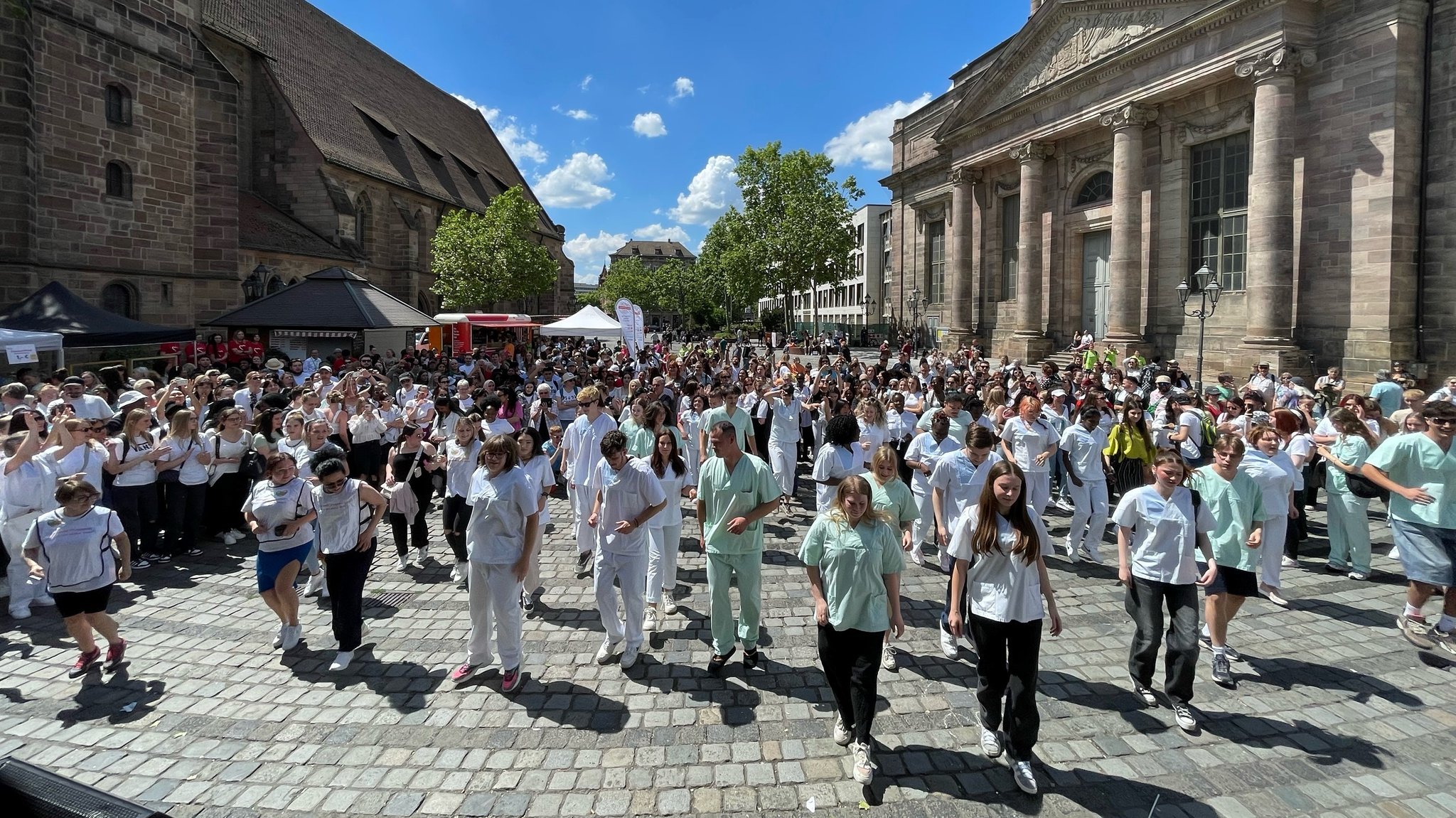 Tag der Pflege am Nürnberger Jakobsplatz