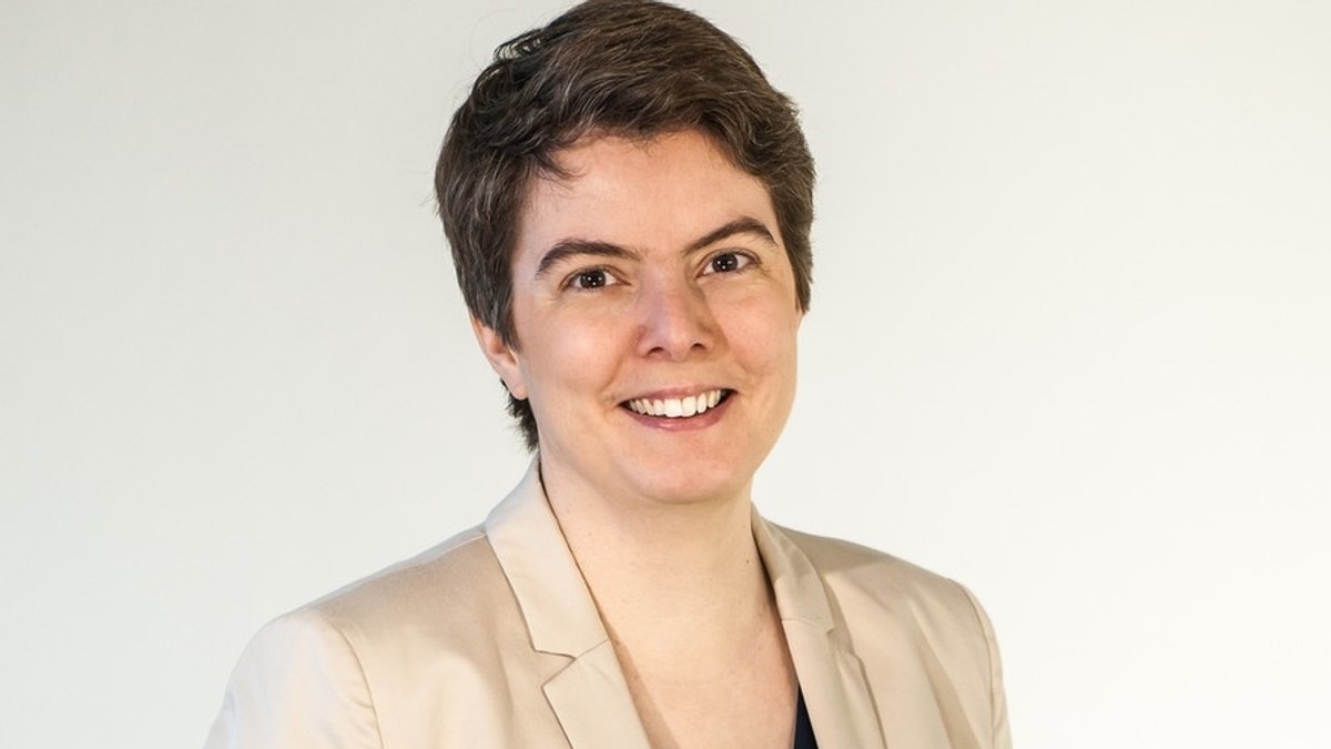 Prof. Lydia Grün