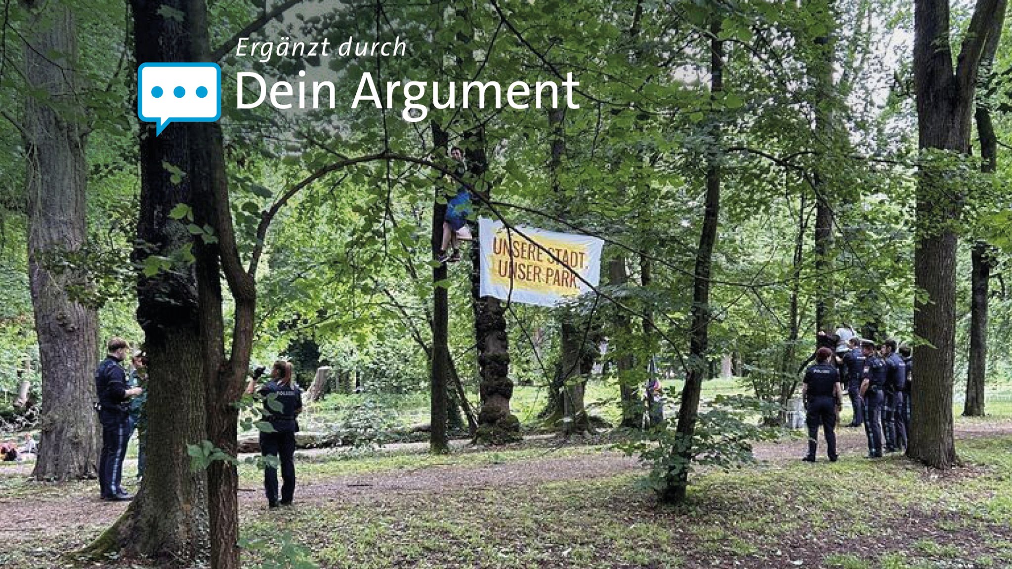 Protestaktion im Park von Schloss St. Emmeram in Regensburg