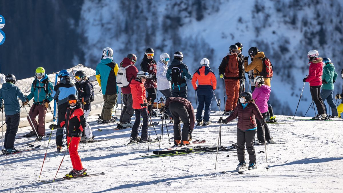 Januar 2021, Skifahrer in St. Anton Österreich