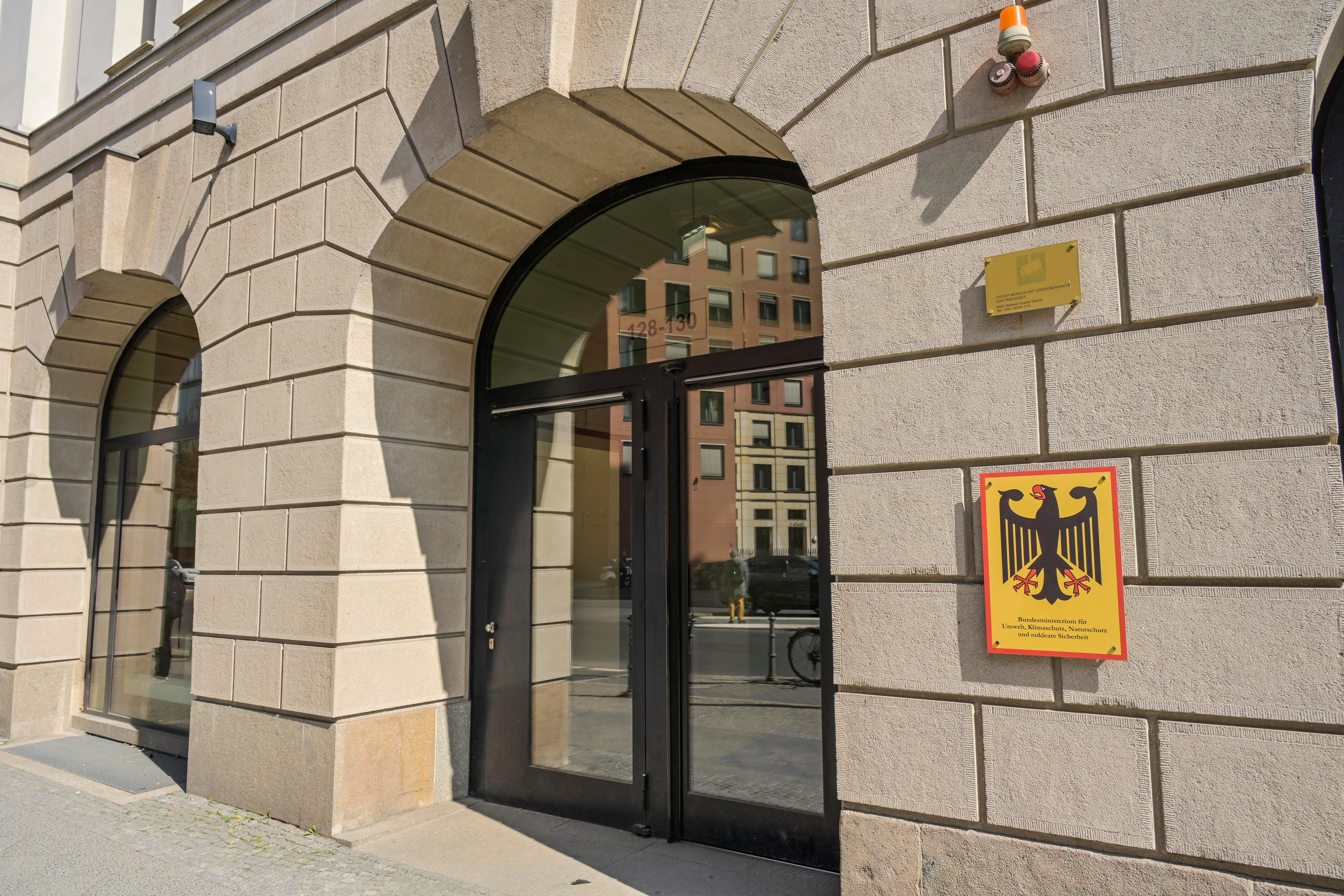 (Symbolbild) Bundesministerium für Umwelt, Klimaschutz, Naturschutz und nukleare Sicherheit in der Stresemannstraße in Berlin-Mitte.