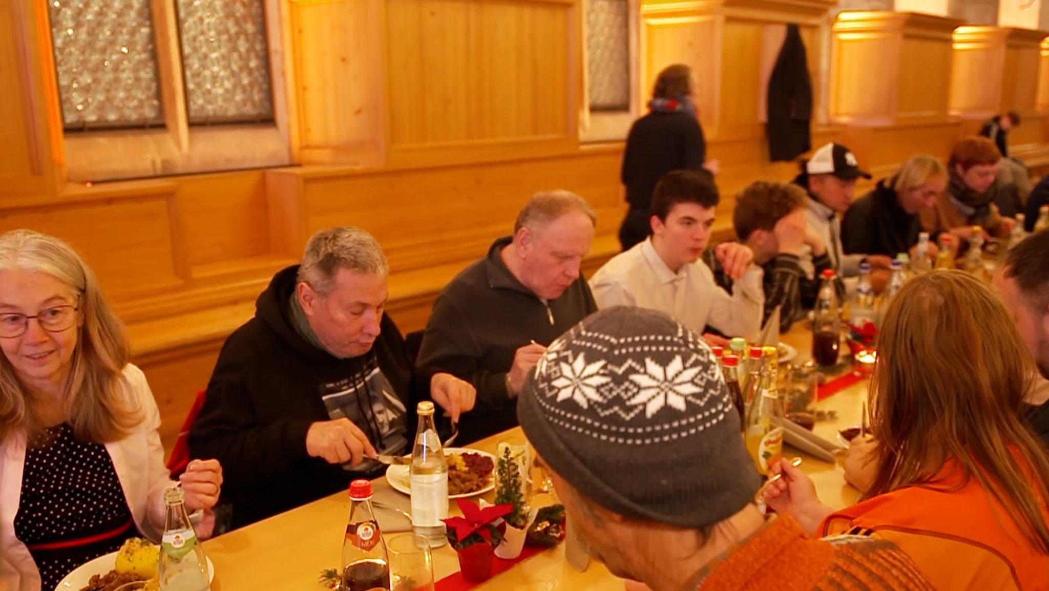 Weihnachtsessen für Obdachlose in Nürnberg