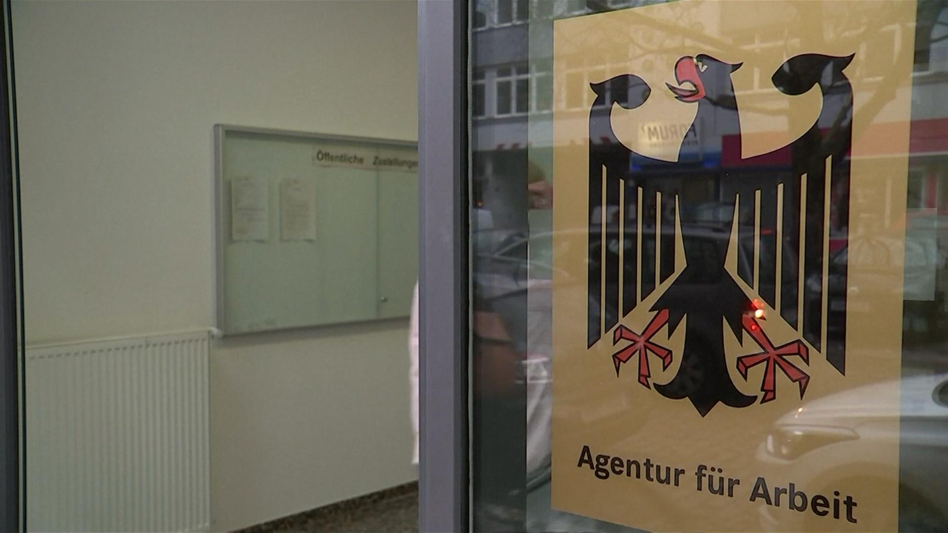 Die Dating-Agenturen sind Geldverschwendung