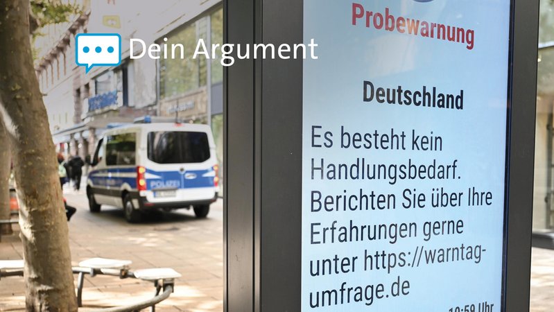 Eine Probewarnung ist am Warntag auf einer digitalen Werbetafel angezeigt. Der Bundesweite Warntag ist ein gemeinsamer Aktionstag von Bund, Ländern und Kommunen. Er findet jährlich im September statt. | Bild: dpa-Bildfunk/Bernd Weißbrod Eine Probewarnung ist am Warntag auf einer digitalen Werbetafel angezeigt. Der Bundesweite Warntag ist ein gemeinsamer Aktionstag von Bund, Ländern und Kommunen. Er findet jährlich im September statt.