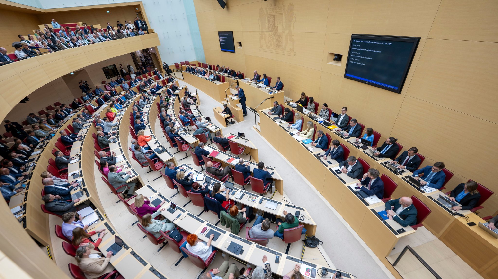 Markus Söder (CSU), Ministerpräsident von Bayern, gibt im bayerischen Landtag eine Regierungserklärung ab. | Bild: dpa-Bildfunk/Peter Kneffel Markus Söder (CSU), Ministerpräsident von Bayern, gibt im bayerischen Landtag eine Regierungserklärung ab.