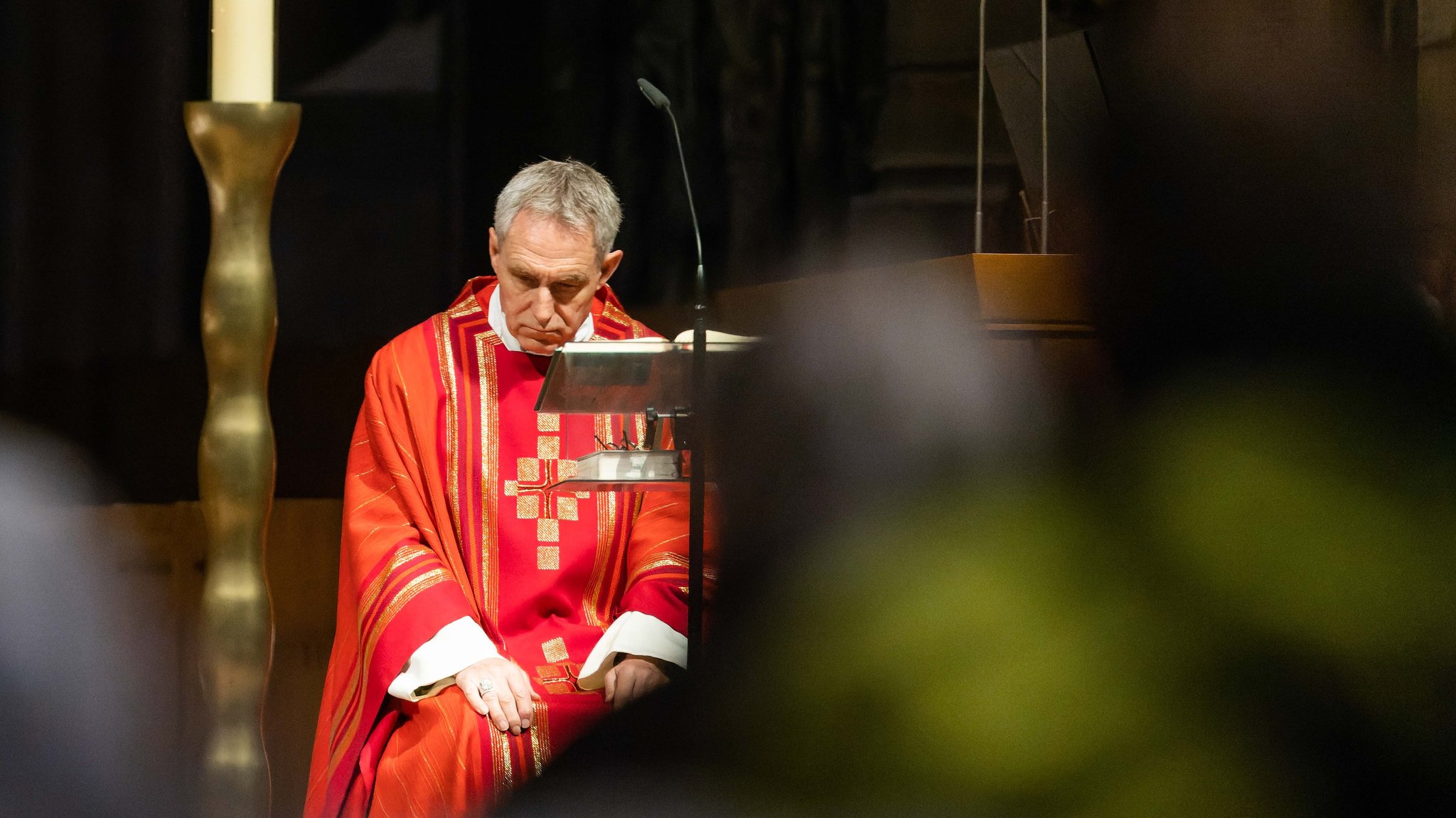 Gänswein muss gehen – zurück nach Deutschland.