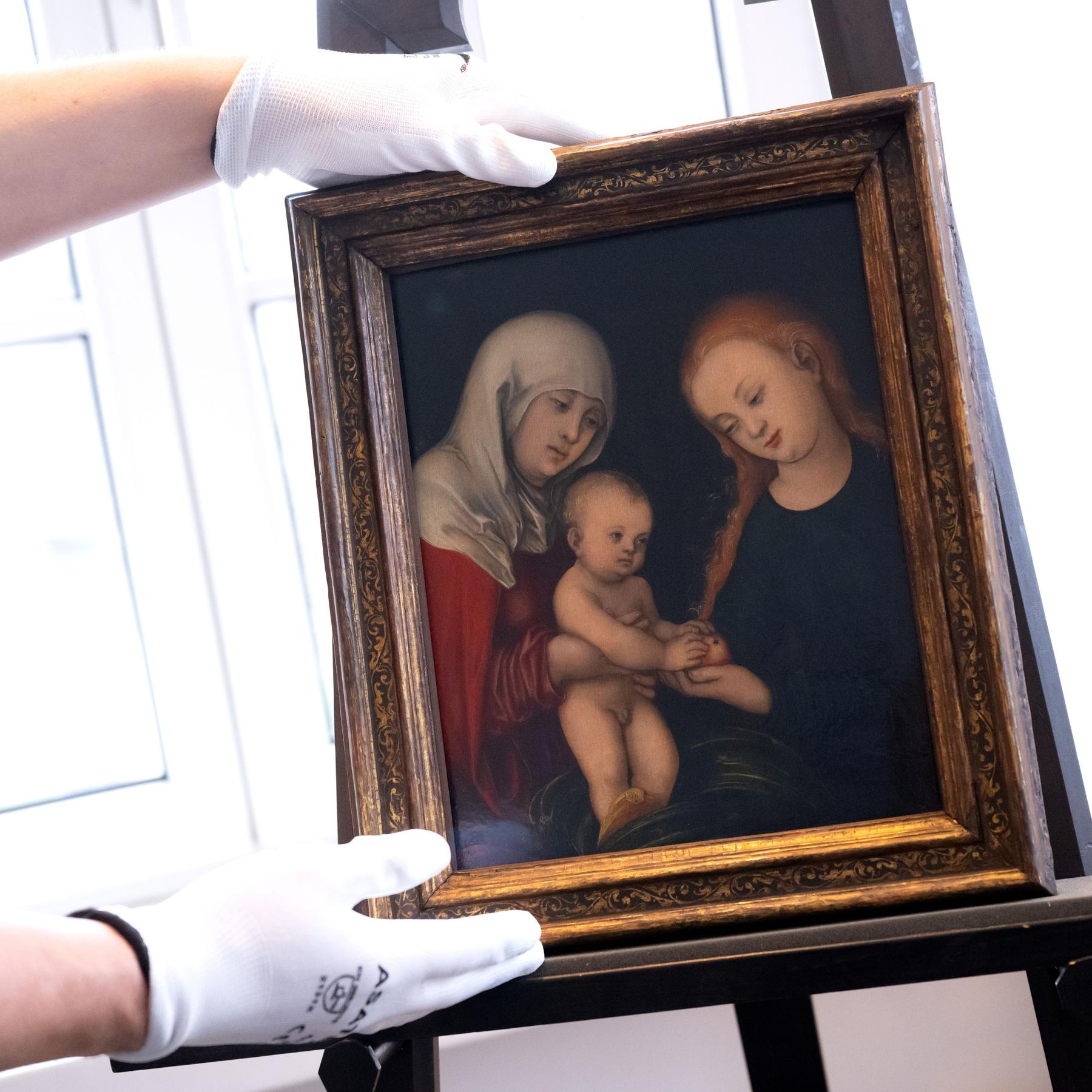 NS-Raubkunst: Bayern restituiert das Gemälde „Heilige Anna Selbdritt“