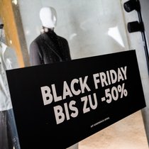 Black Week - welche Fallen lauern? | Bild: dpa-Bildfunk/Christoph Soeder