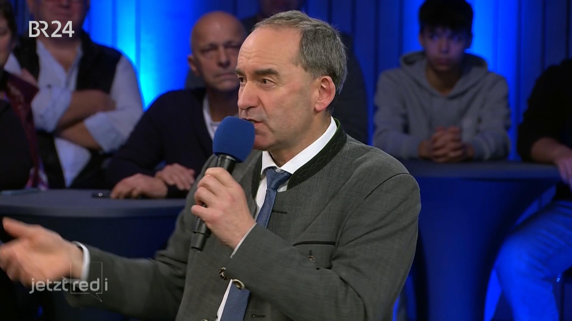 Hubert Aiwanger bei "jetzt red i" live aus Atting am 18.2.26