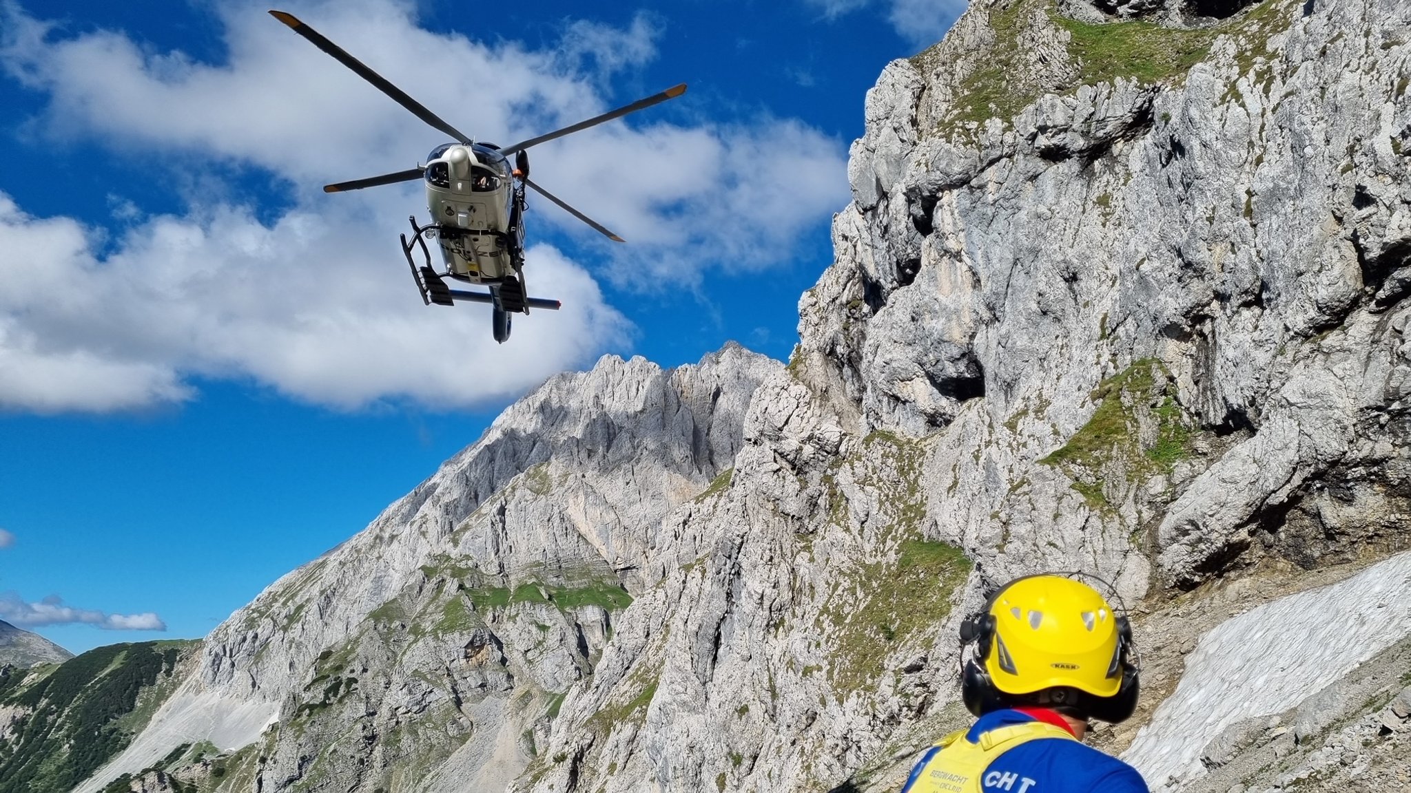 Tödlicher Absturz zweier Bergsteiger an der Tiefkarspitze