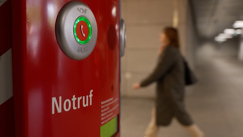 Studie: Sexuelle Belästigung im ÖPNV | Bild: BR Studie: Sexuelle Belästigung im ÖPNV