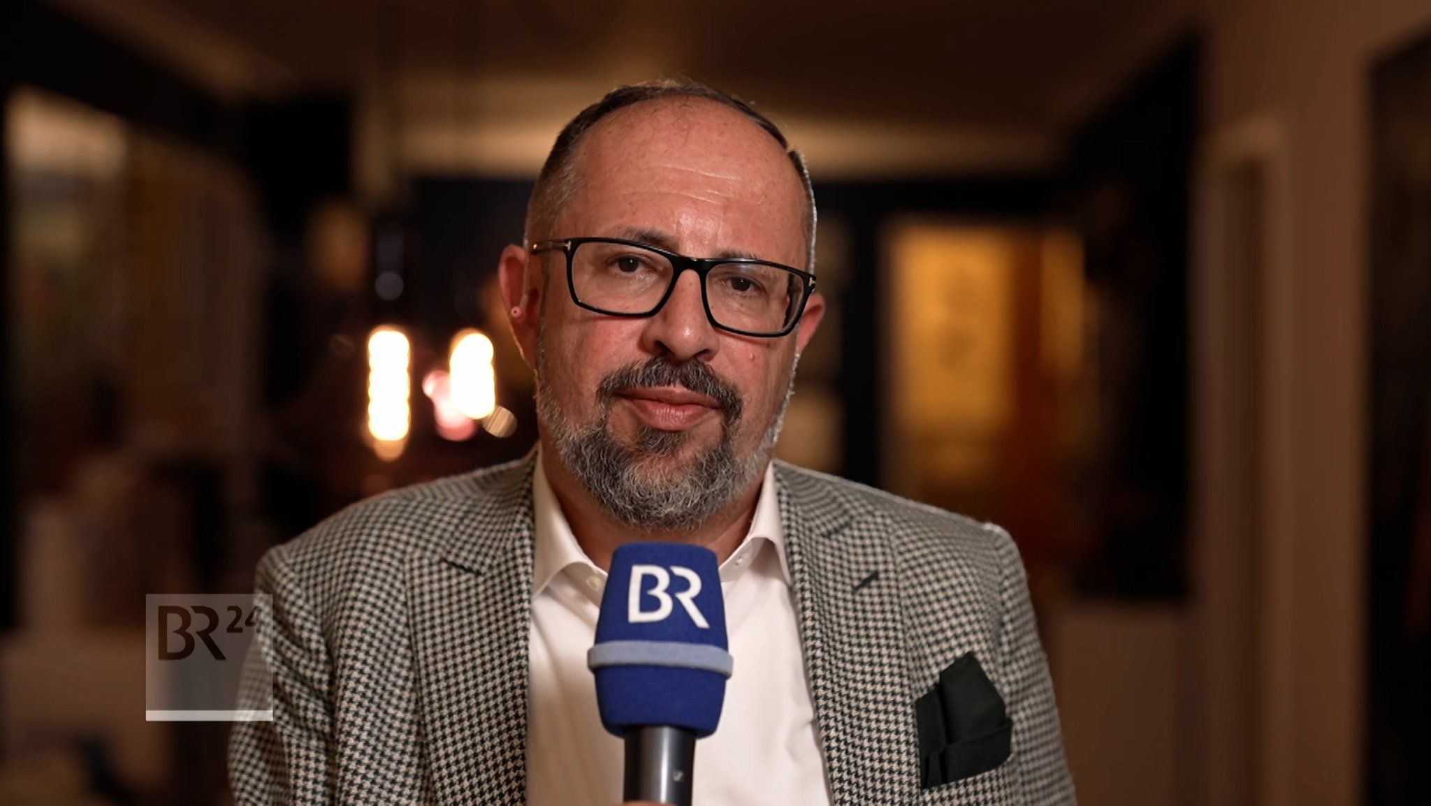 Der BR-Rüstungsexperte Stephan Lina