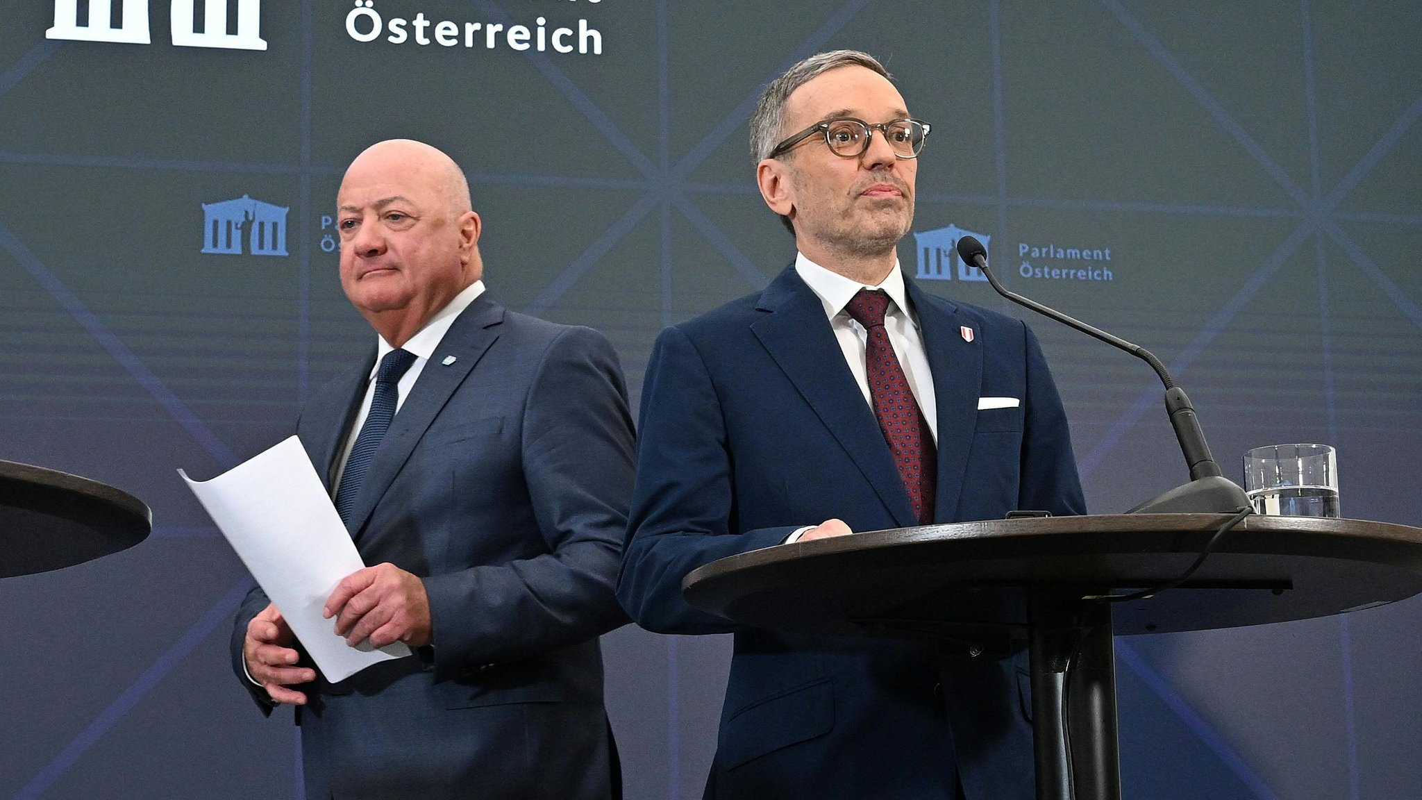 Österreich: ÖVP und FPÖ verhandeln doch weiter