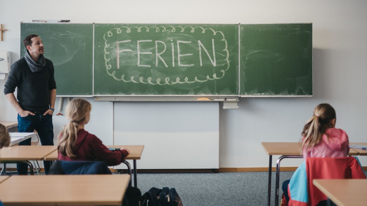 Ferien Verlangern Vorschlage Fur Die Schulen In Corona Zeiten Br24