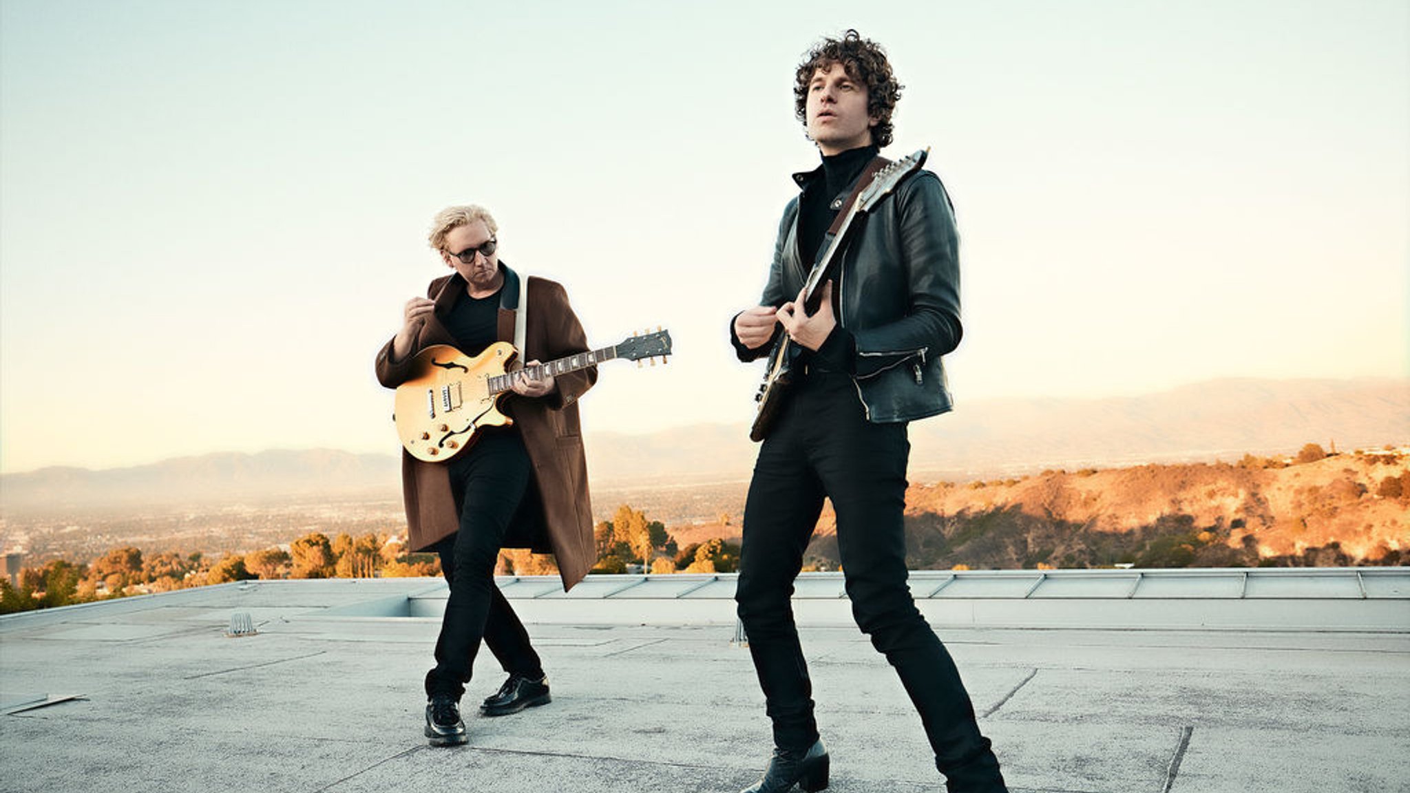 The Kooks veröffentlichen ihr neues Album "Never/Know" | Bild: dpa-Bildfunk/Davis Factor The Kooks veröffentlichen ihr neues Album "Never/Know"