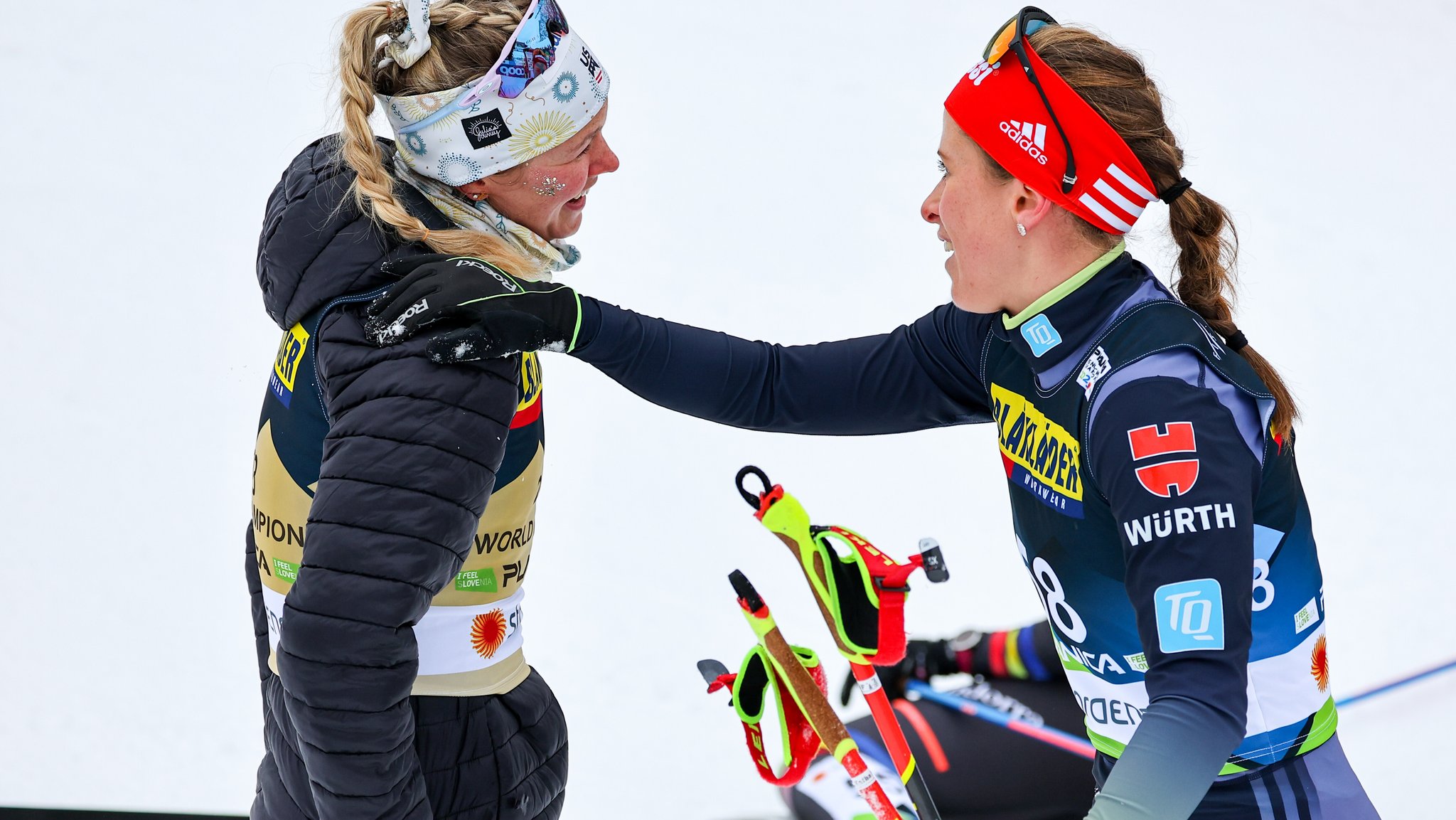Jessica Diggins (l.) und Katharina Hennig Dotzler
